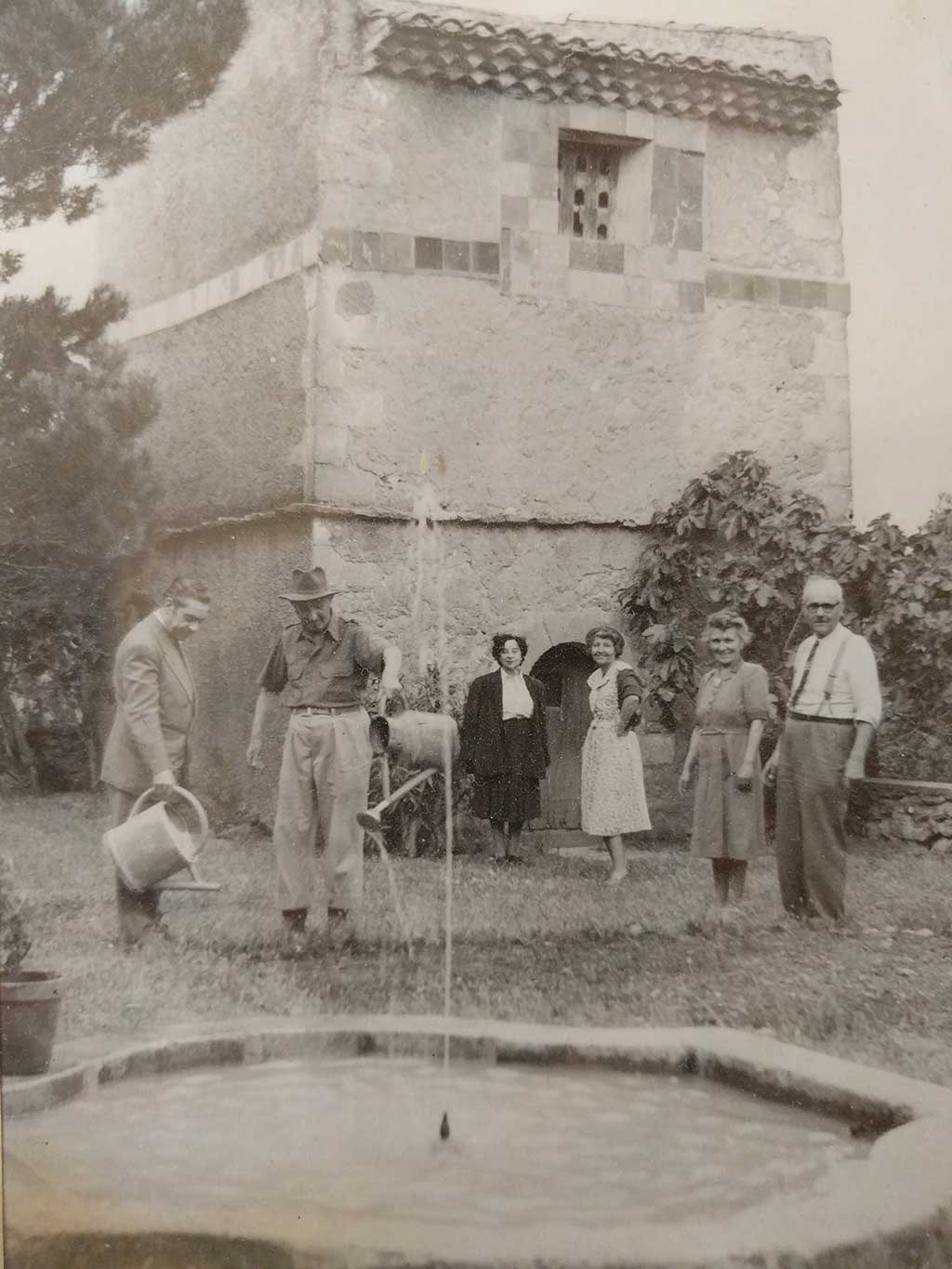 Émile Sicard sur la terrasse du Domaine Saint-Antonin en 1935 ©Domaine Saint-Antonin